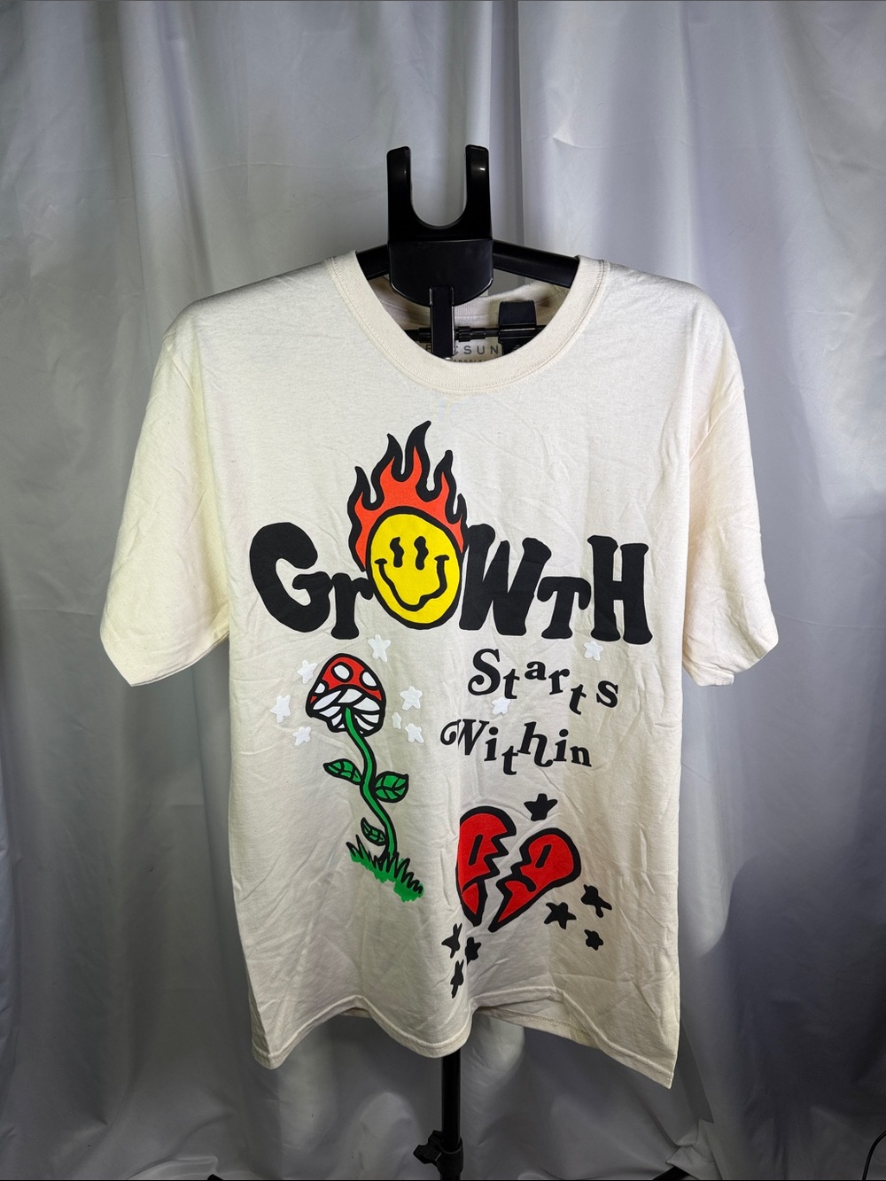 PacSun Cream Graphic Tee with Black, Yellow, Red & Green Print